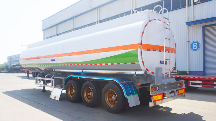 3 Axle Semi Trailer Fuel Tanker - Diesel Fuel Trailer for Sale in Mexico